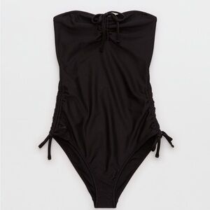 Aerie Shine Rib Strapless Cheeky
One Piece Swimsuit